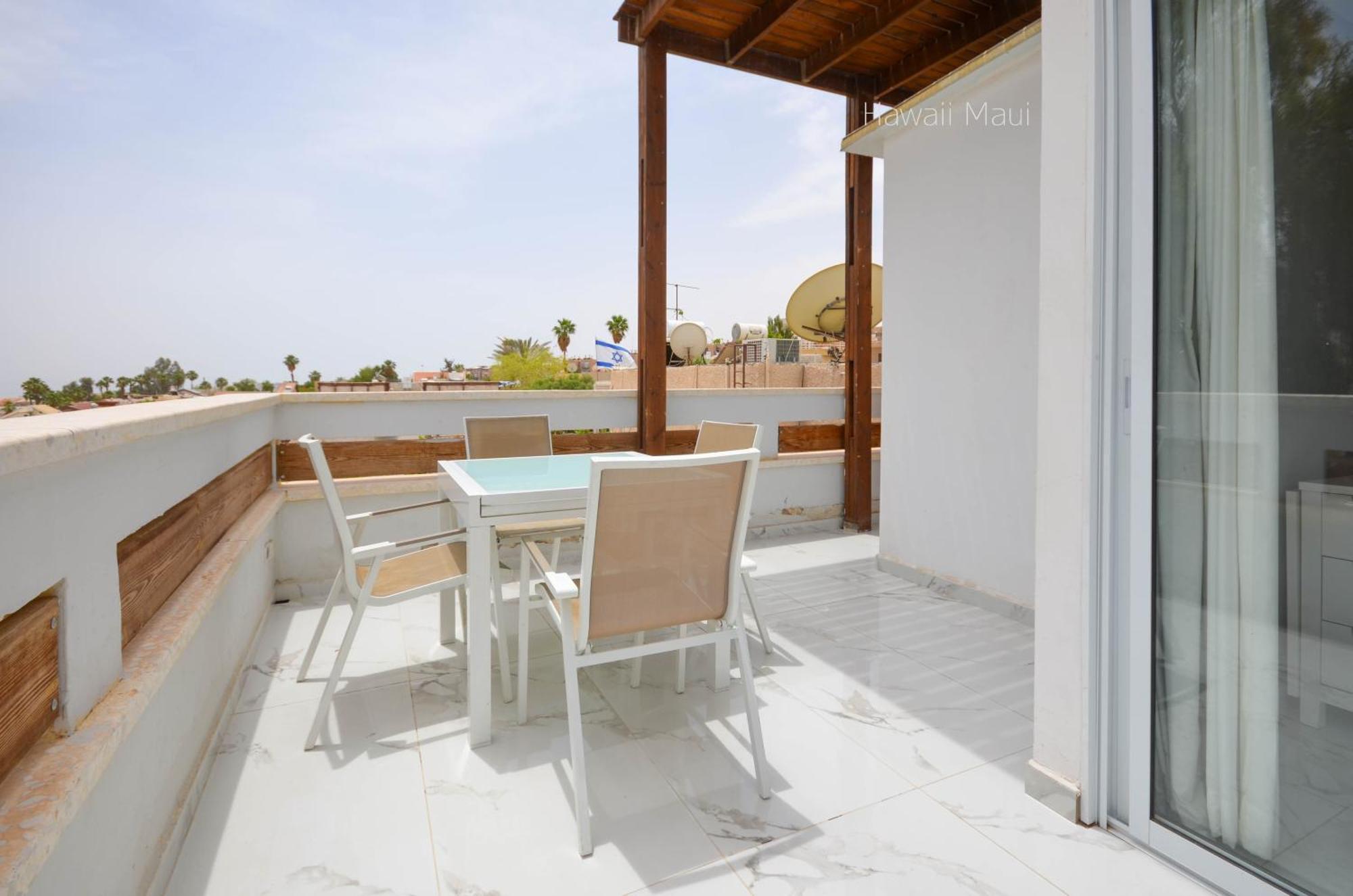 Amazing 2br With Balcony Or Garden Эйлат